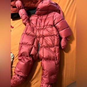 Burberry snow coat size 6m great condition